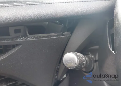 2019 Toyota Sienna Se 8 Passenger from USA, damaged, VIN 5TDXZ3DC4KS014221